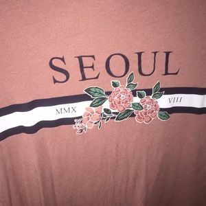 H&M Shirts & Tops - A shirt H&M Shirts & Tops - A shirt